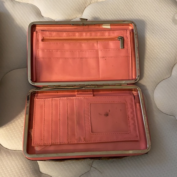 Realtree camp purse and wallet - Picture 7 of 7